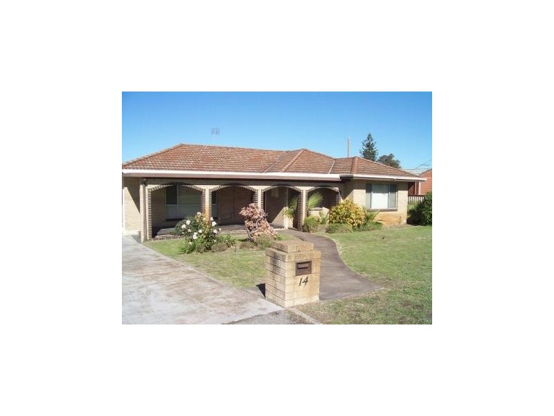 14 Gatton Way, Embleton WA 6062