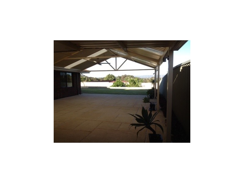 14 Mcbain Place, Langford WA 6147