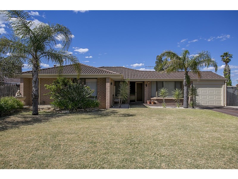 3 Glenmont Gardens, Ballajura WA 6066