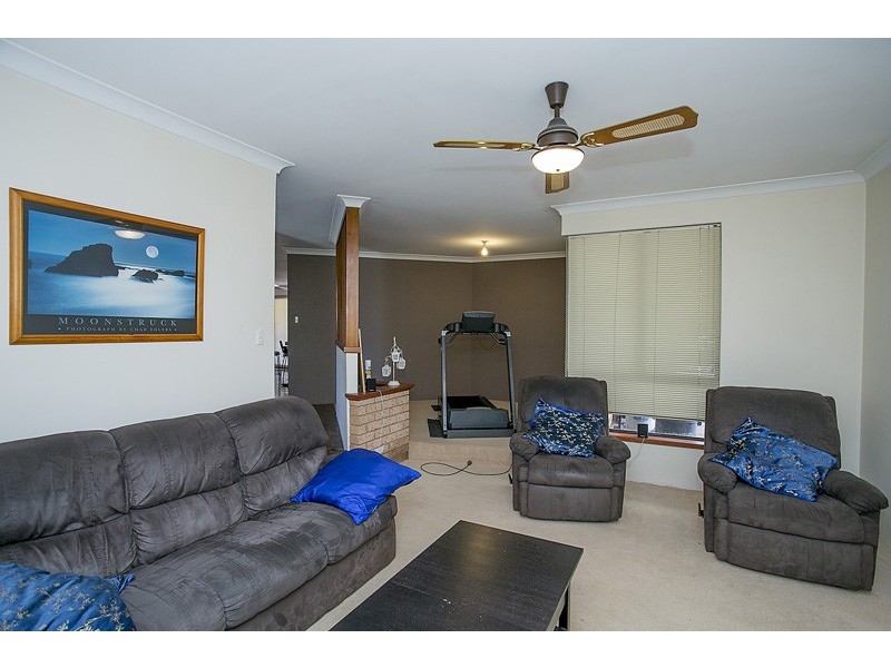 3 Glenmont Gardens, Ballajura WA 6066