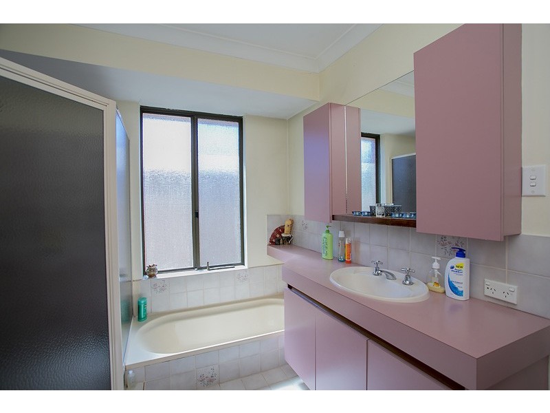 3 Glenmont Gardens, Ballajura WA 6066