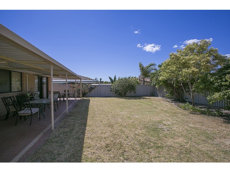 3 Glenmont Gardens, Ballajura WA 6066