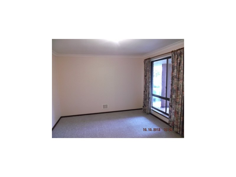 9a Barlee Way, Beechboro WA 6063