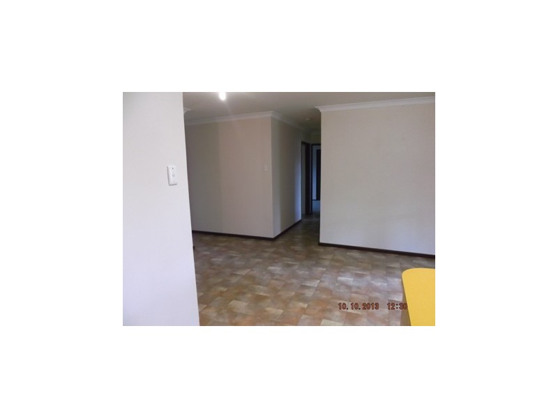 9a Barlee Way, Beechboro WA 6063