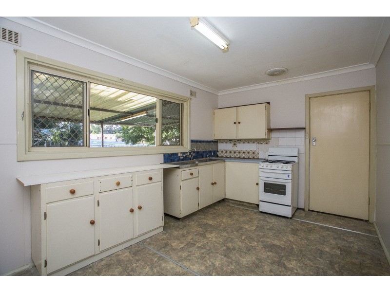 30 Letsom Way, Langford WA 6147