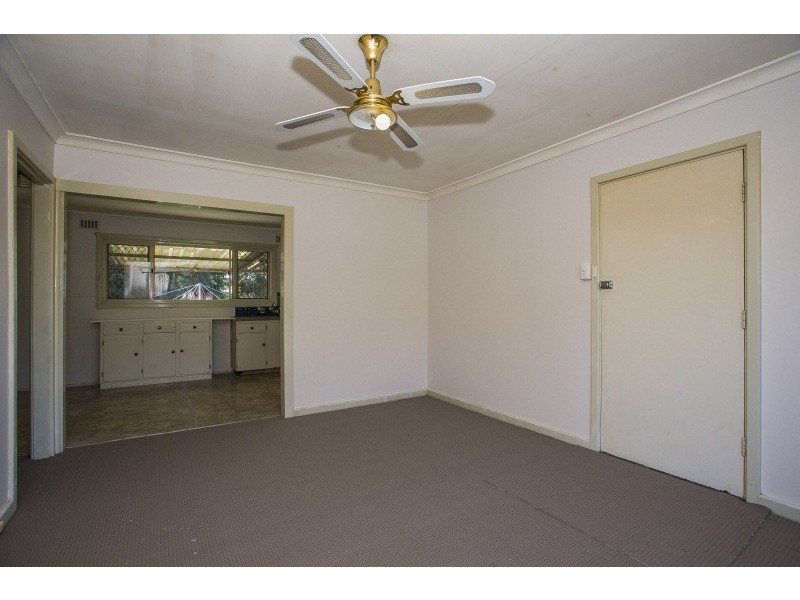 30 Letsom Way, Langford WA 6147