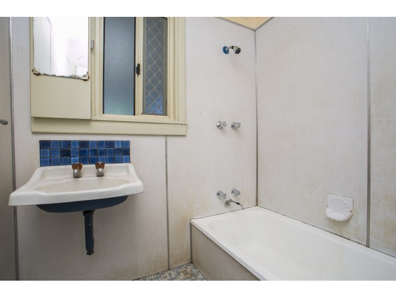 30 Letsom Way, Langford WA 6147