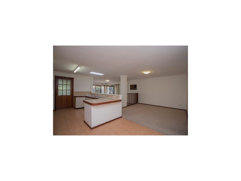 25 Sylvana Way, Willetton WA 6155