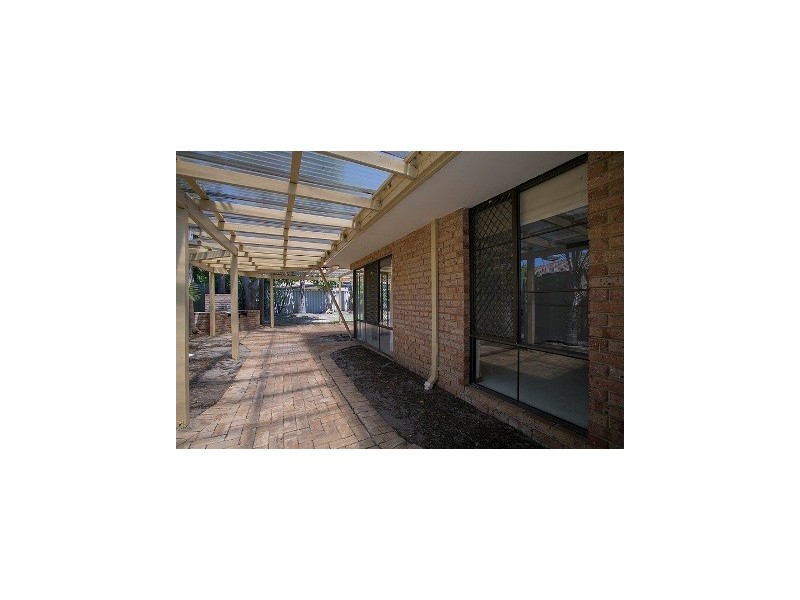 25 Sylvana Way, Willetton WA 6155