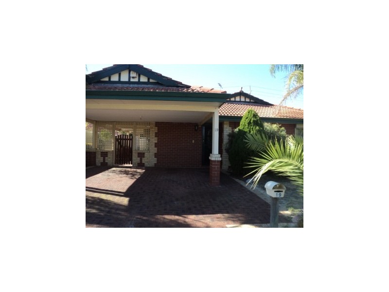 19 Tolbury Retreat, Kiara WA 6054