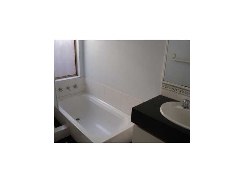 19 Tolbury Retreat, Kiara WA 6054