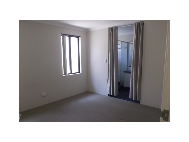 7 Idaho Court, Landsdale WA 6065