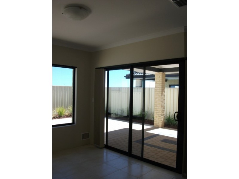 7 Idaho Court, Landsdale WA 6065