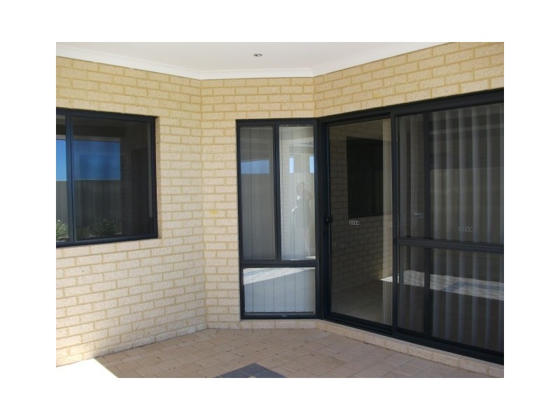 7 Idaho Court, Landsdale WA 6065