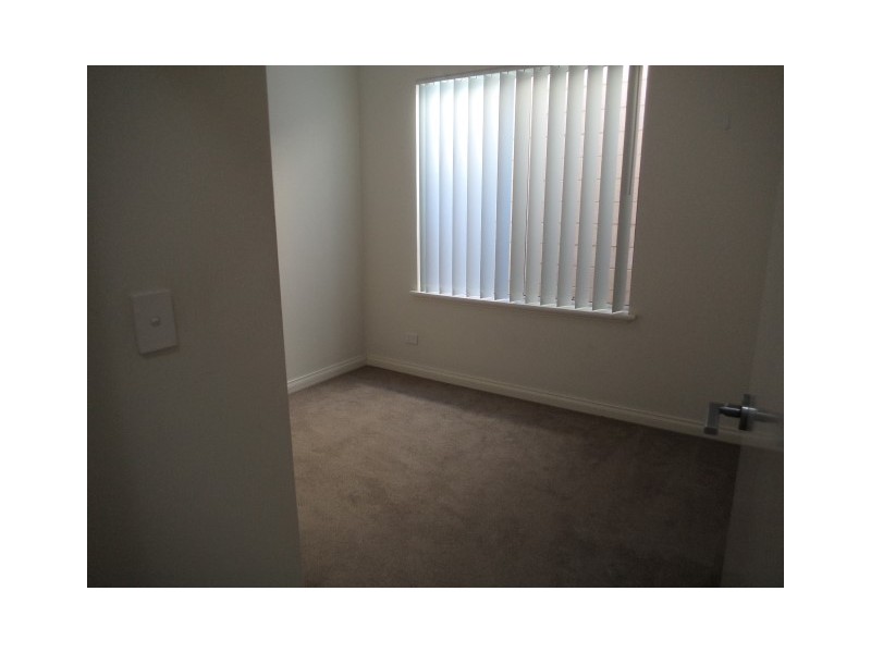 16B Medhurst Court, Nollamara WA 6061