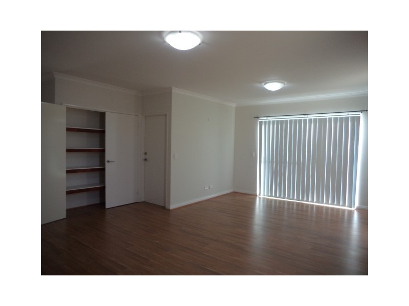 16B Medhurst Court, Nollamara WA 6061