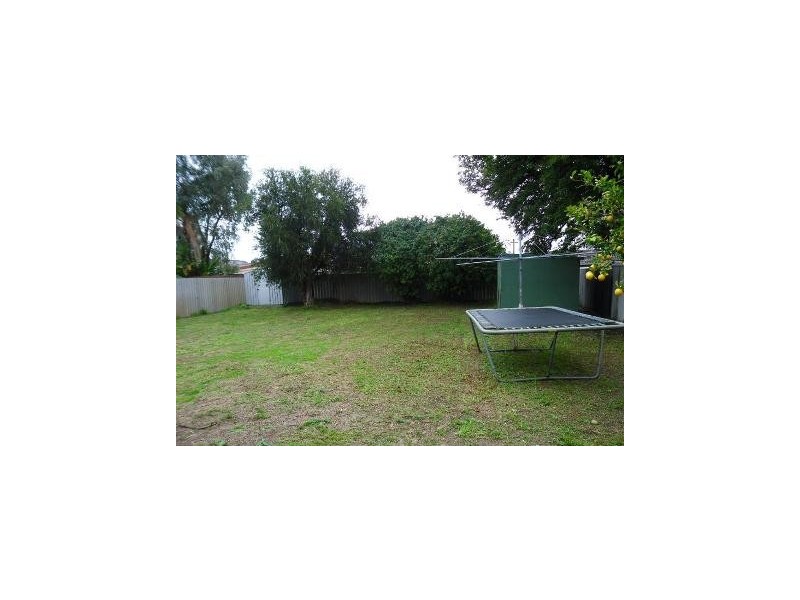 5 Gatton Way, Embleton WA 6062