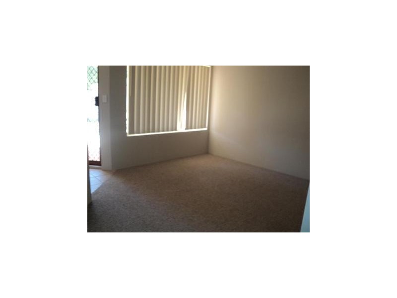 33a Rosmead Ave, Beechboro WA 6063