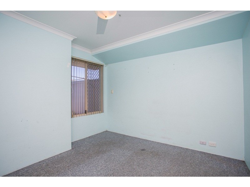 72 Coonawarra Drive, Caversham WA 6055