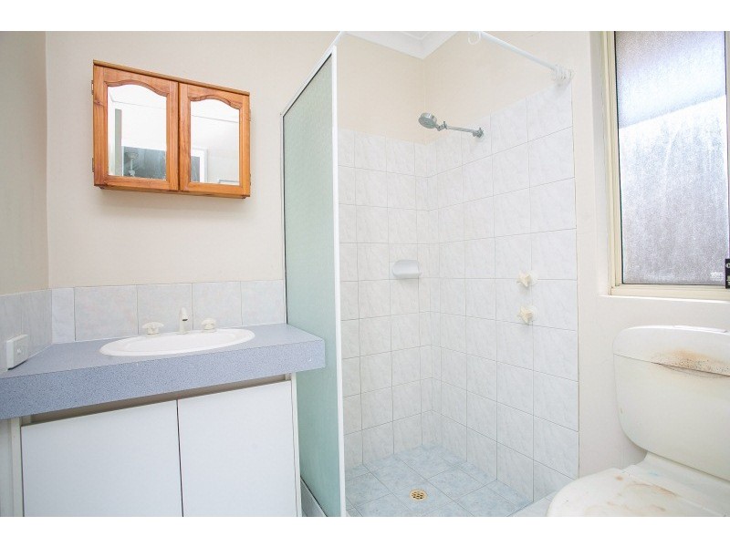 72 Coonawarra Drive, Caversham WA 6055