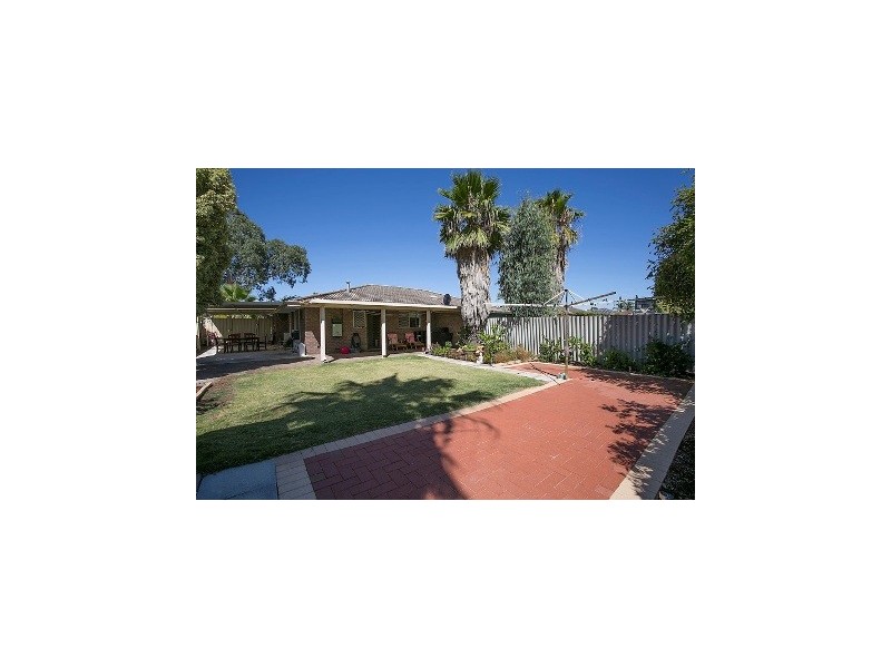 33b Hope Street, Beechboro WA 6063