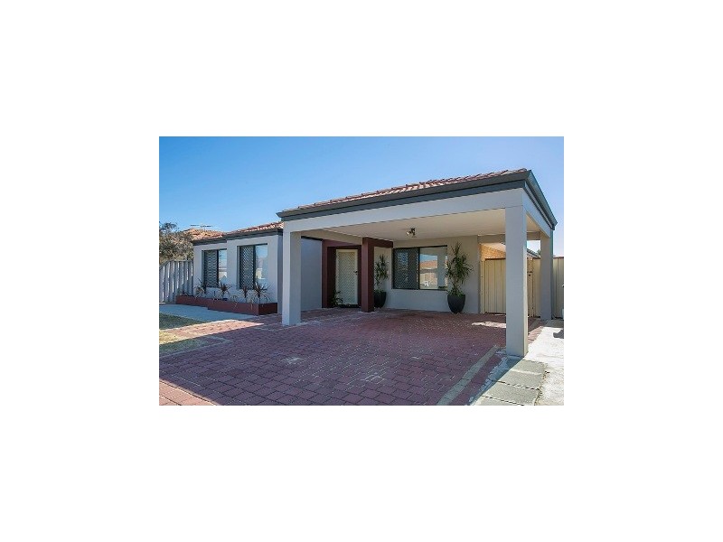17 Peran Street, Beechboro WA 6063