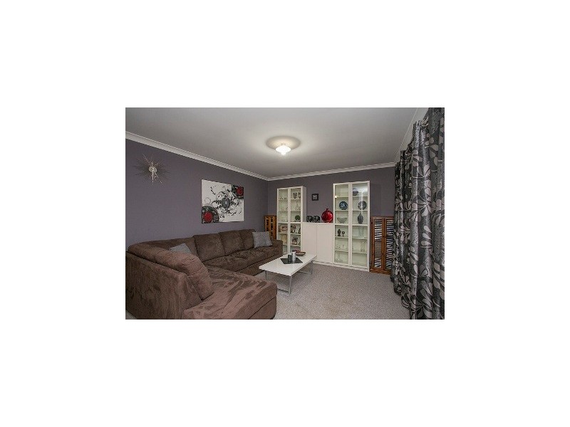 17 Peran Street, Beechboro WA 6063