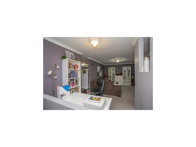 17 Peran Street, Beechboro WA 6063