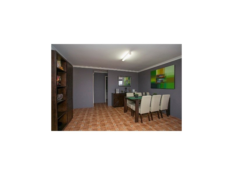 17 Peran Street, Beechboro WA 6063