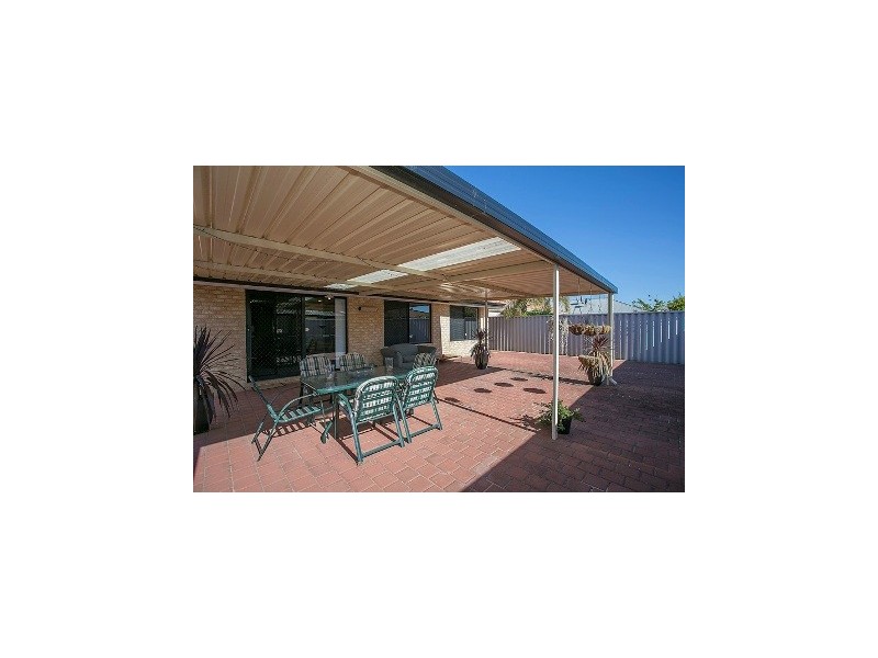 17 Peran Street, Beechboro WA 6063