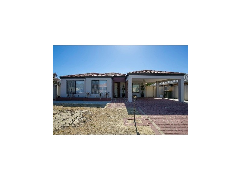 17 Peran Street, Beechboro WA 6063