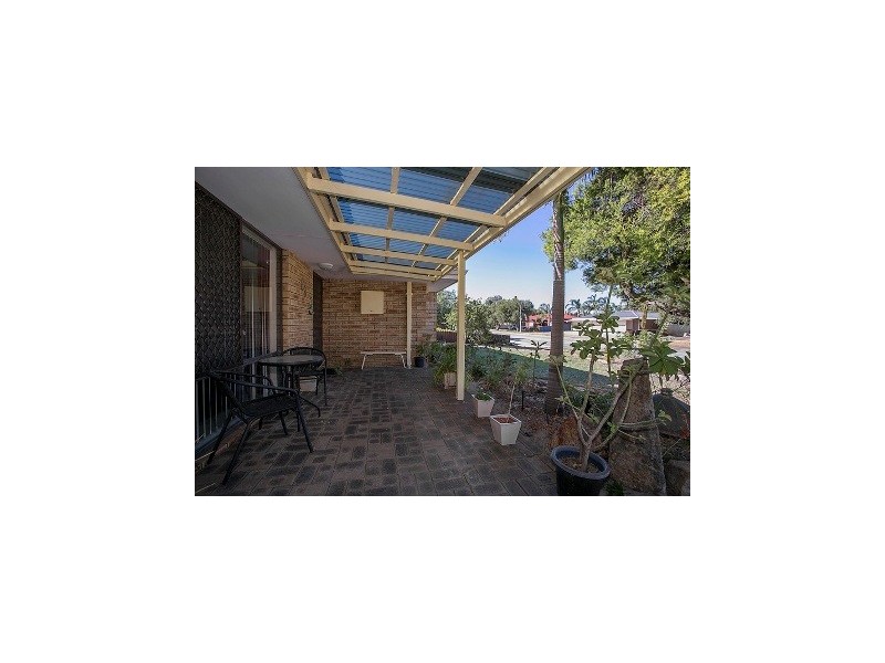 63 Maguire Avenue, Beechboro WA 6063