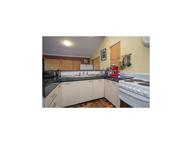 9 Thorburn Ave, Beechboro WA 6063