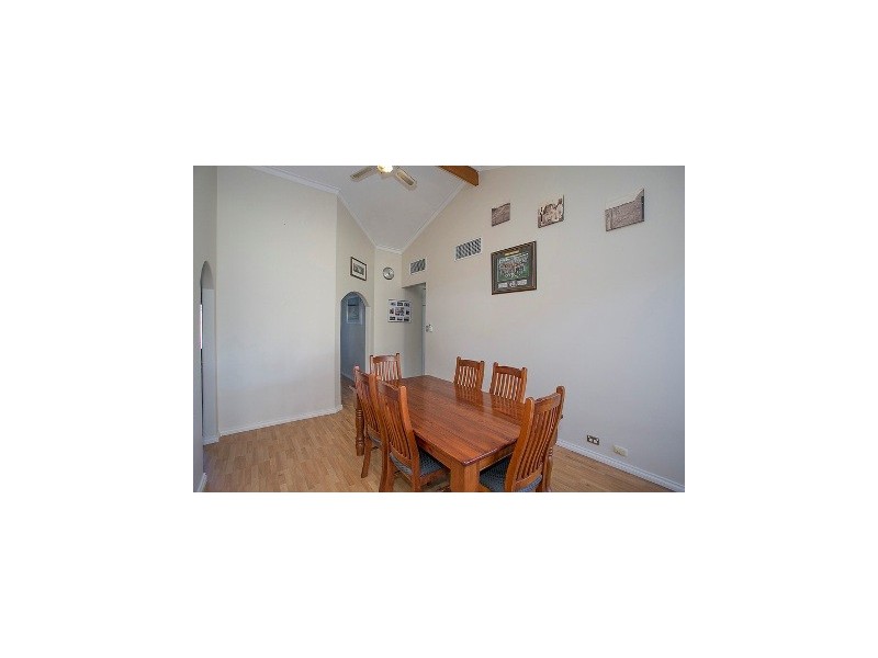 9 Thorburn Ave, Beechboro WA 6063