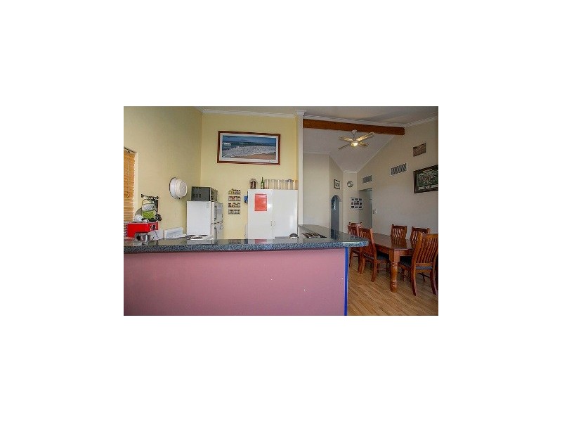 9 Thorburn Ave, Beechboro WA 6063