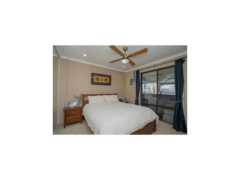 9 Thorburn Ave, Beechboro WA 6063