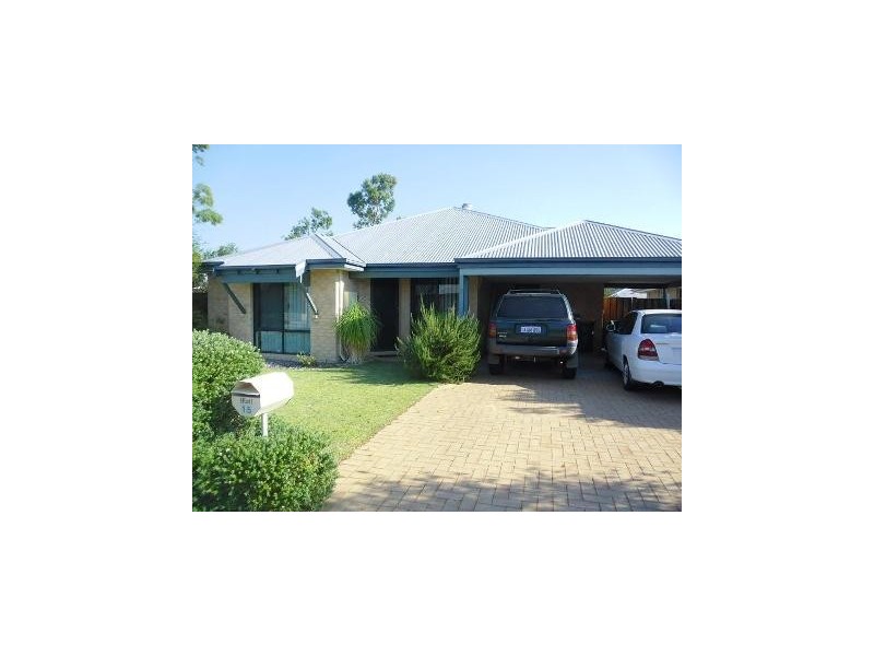 15 Larrawa Circle, Ellenbrook WA 6069