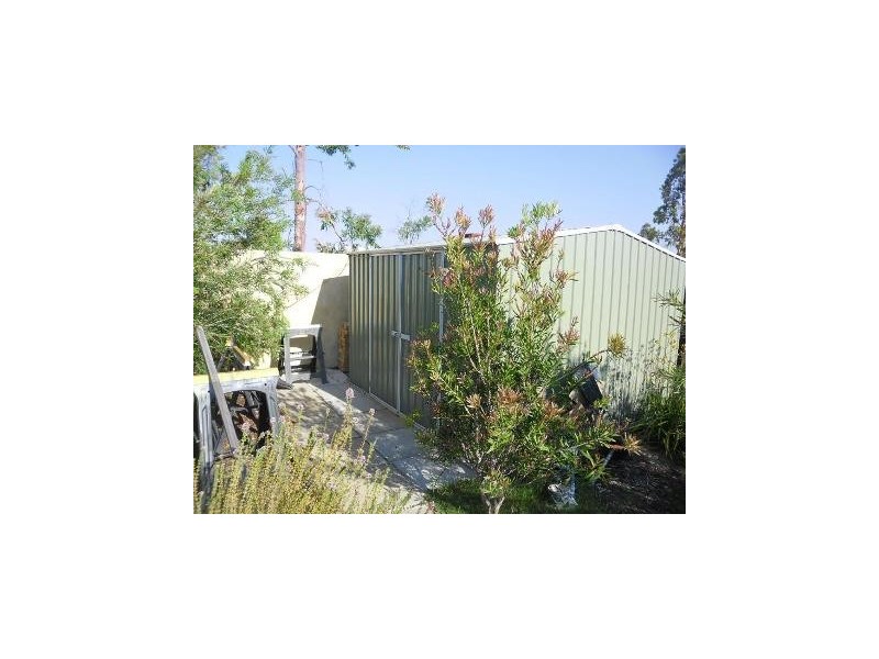 15 Larrawa Circle, Ellenbrook WA 6069