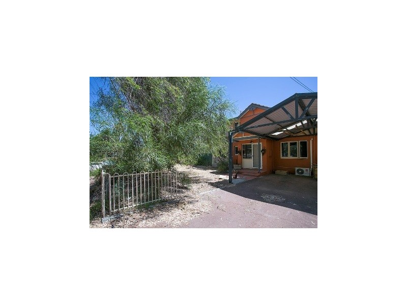 1 Jennings Way, Lockridge WA 6054