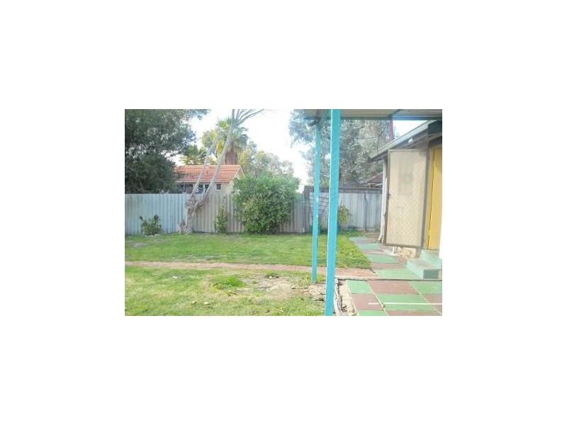 273 Epsom Avenue, Redcliffe WA 6104