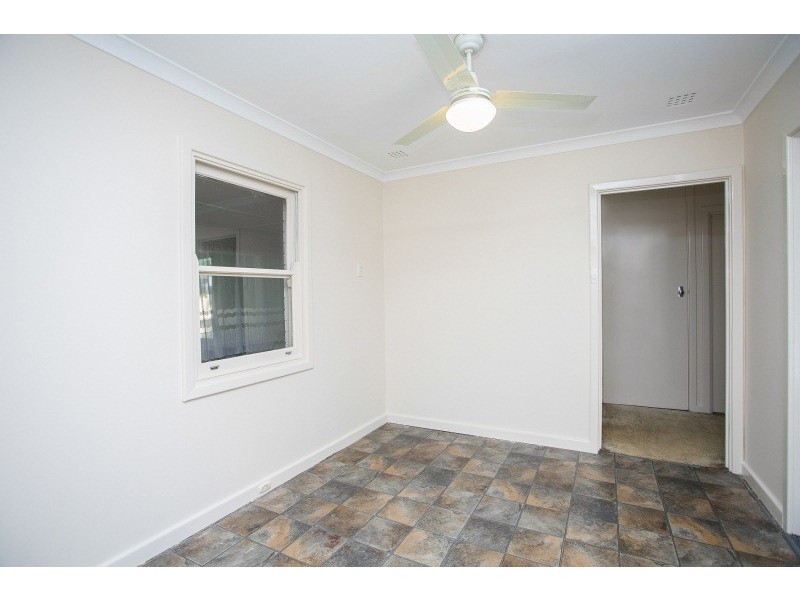 4 Norbury Way, Langford WA 6147