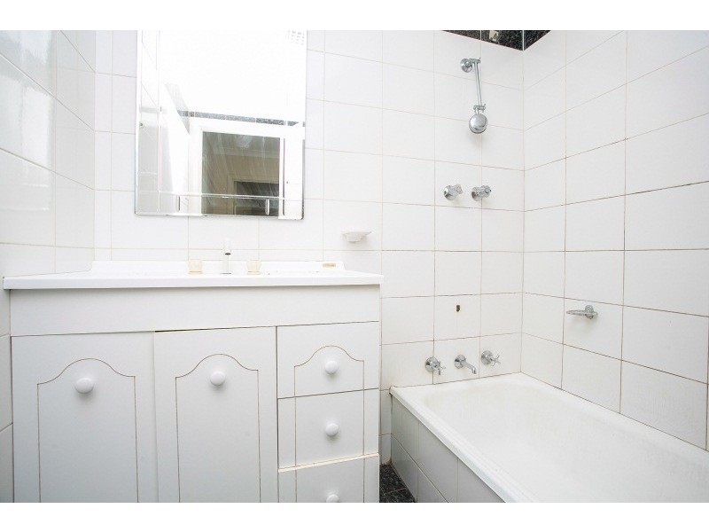 4 Norbury Way, Langford WA 6147