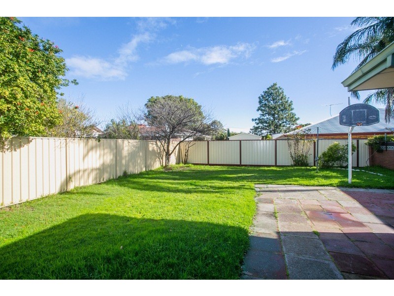 4 Norbury Way, Langford WA 6147