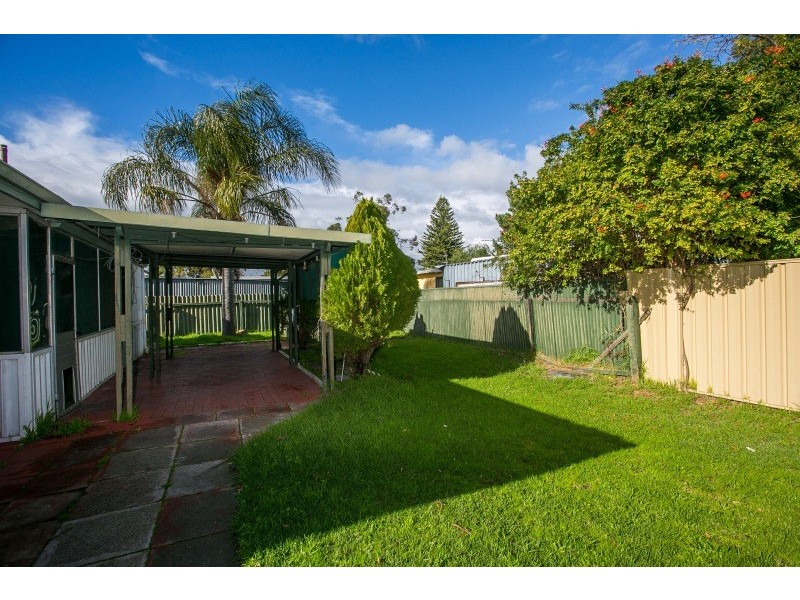 4 Norbury Way, Langford WA 6147
