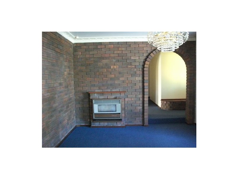 19 Rosmead Ave, Beechboro WA 6063