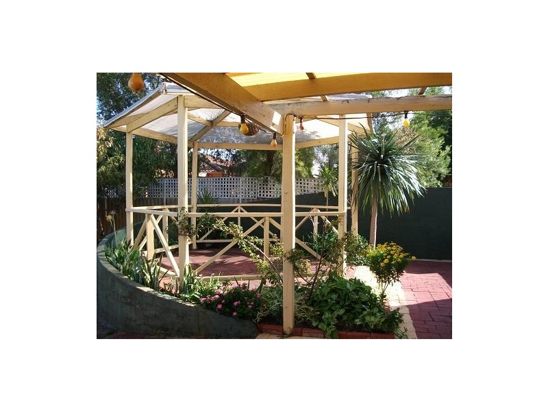 19 Rosmead Ave, Beechboro WA 6063