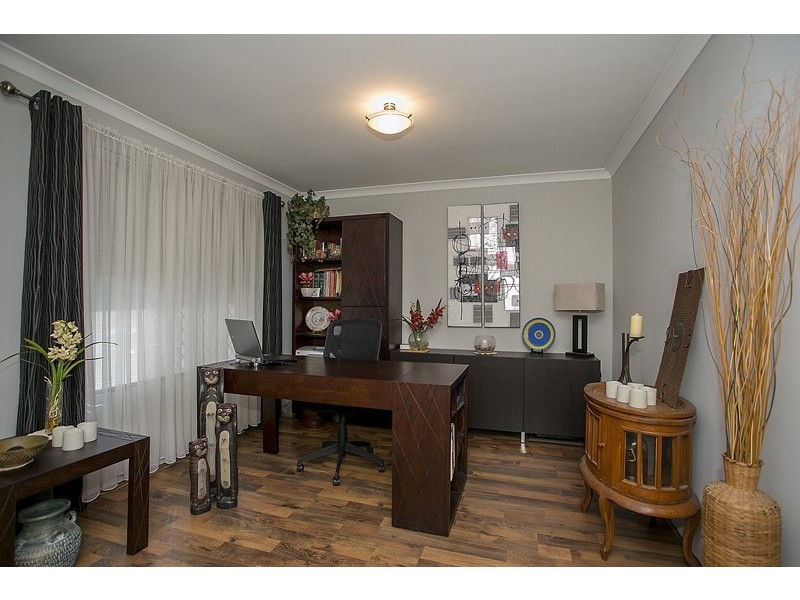 7 Knoll Place, Kiara WA 6054