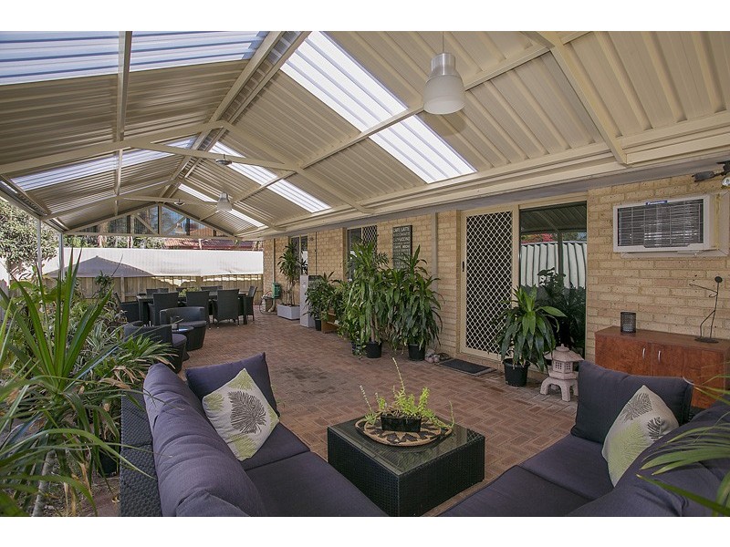 7 Knoll Place, Kiara WA 6054