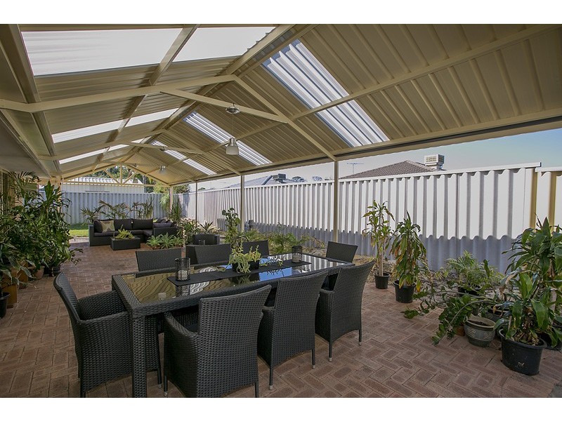 7 Knoll Place, Kiara WA 6054