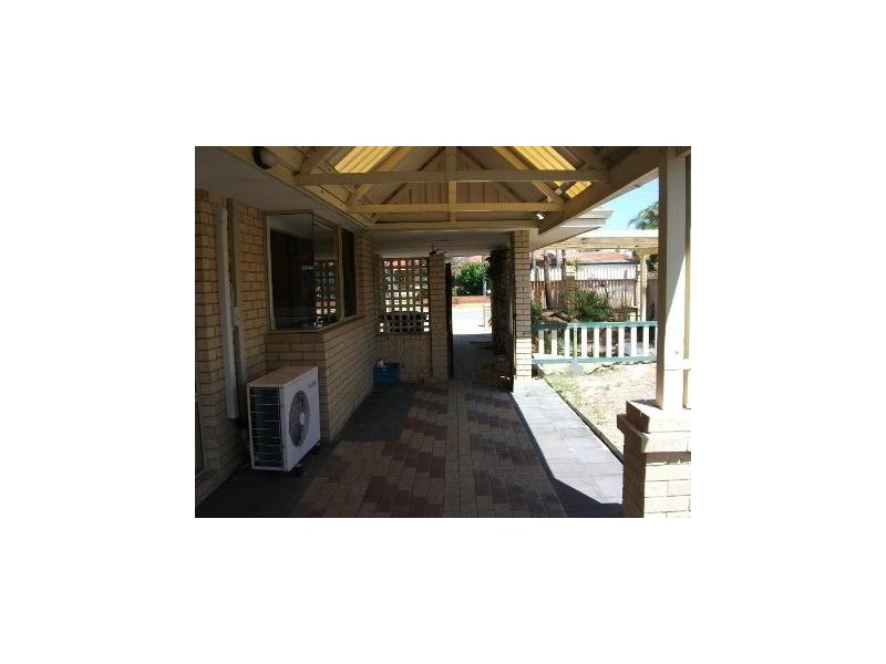 6 Axewood Place, Beechboro WA 6063